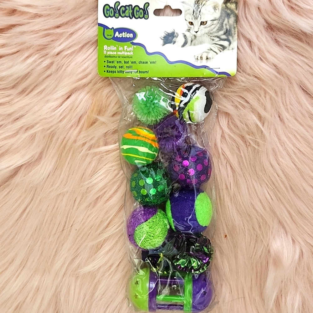 Brand New GO!CATGO! ROLLIN' IN FUN! 11 PIECE MULTIPACK Cat Toy